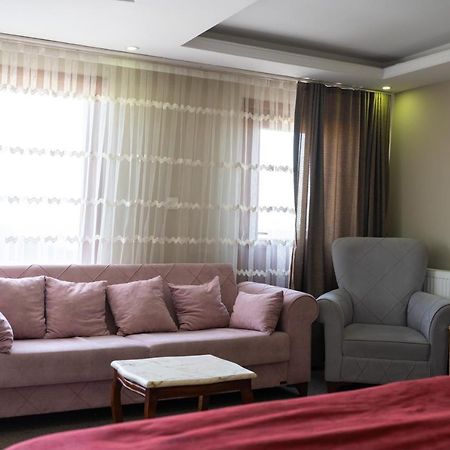 Cnr Otel Airport Istanbul Exteriör bild