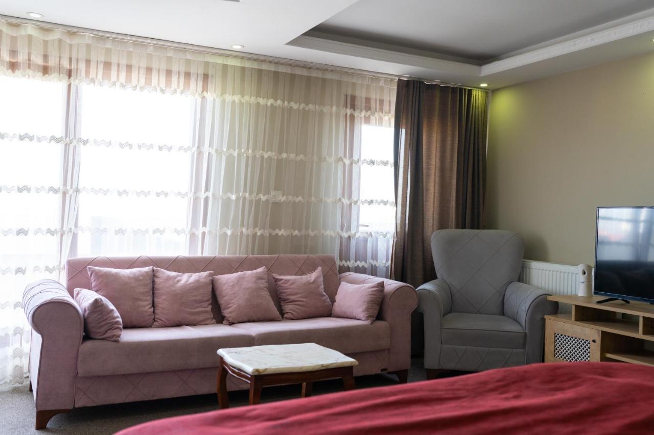 Cnr Otel Airport Istanbul Exteriör bild